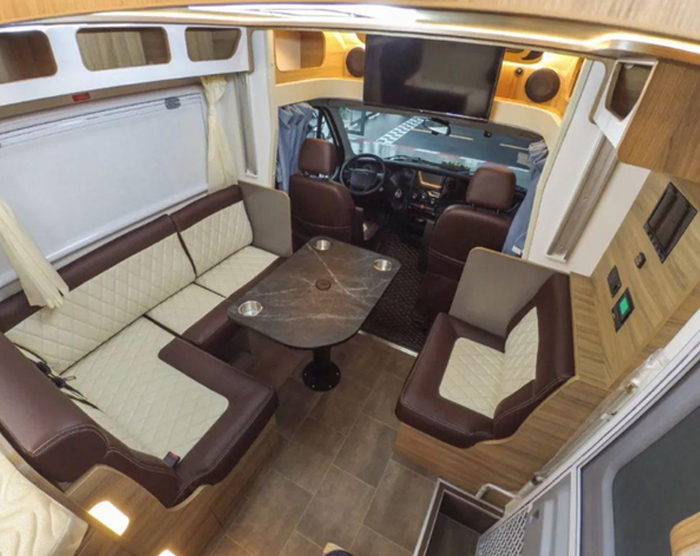 房車的水從哪里來(lái)？